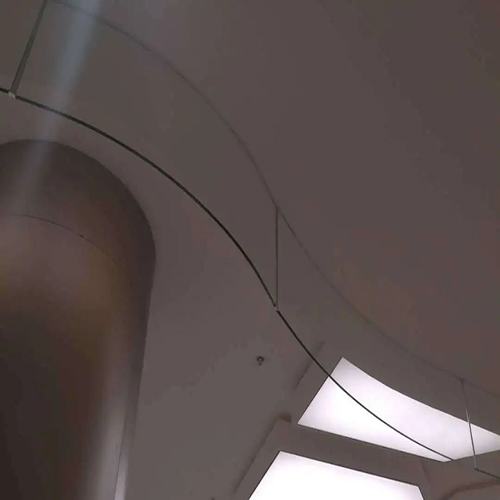 擋煙垂壁關(guān)注點(圖1) 頂上玻璃擋煙垂壁.jpg